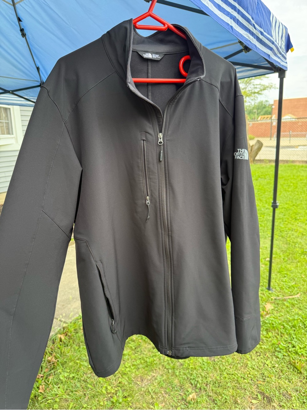 The North Face Men's Black Softshell Jacket Full-Zip, XL